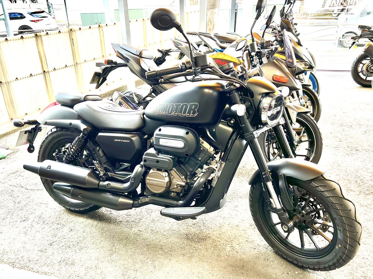 worth_master's tweet photo. 今日のMFD横浜店での試乗車の目玉はQJモータースの【SRV250A】です😍このバイクは完全AT車両です‼️クラッチは無く！完全AT走行が出来て、尚且つマニュアルモードもあり、左グリップのところにシフトアップ＆ダウンが出来るレバーがあり、メッチャ楽チンなバイクです❣️みんな乗りに来てチョ〜😍😍😍 https://t.co/EksAKhPMvm