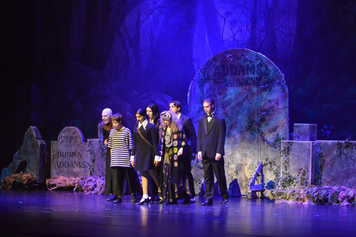 It’s your last chance to experience The Addams Family!
Join us tomorrow for one final night of delightfully dark fun before the curtain falls.
Get your tickets now, before it’s too late!

📅 Nov. 8 | 7:00 p.m.
🎟️ melissaisd.org/o/finearts/pag…
📷: Roger Greene
#melissatheatre