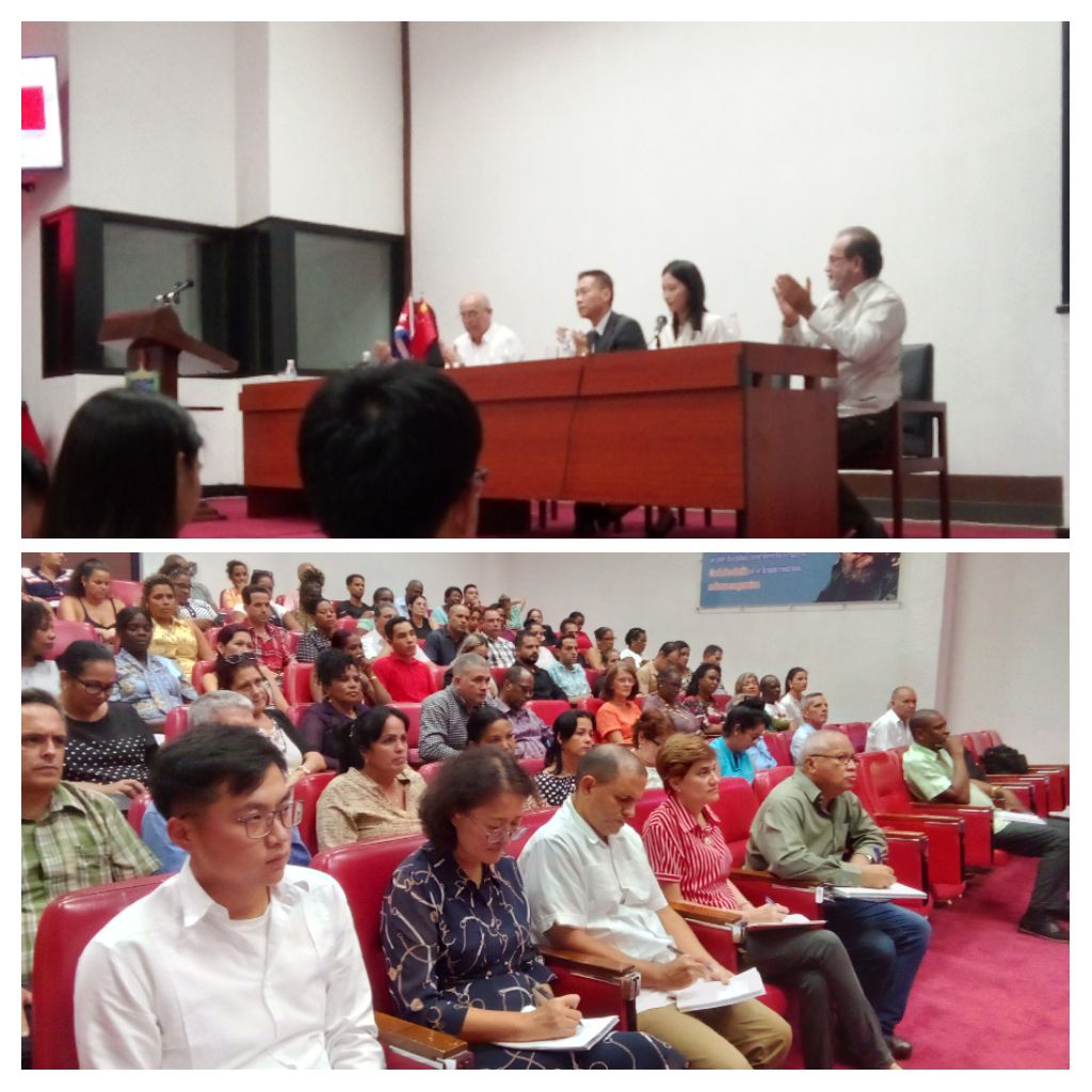 💫 Excelente intercambio del Embajador de China 🇨🇳 en Cuba 🇨🇺 con estudiantes, profesores, Cuadros del CCPCC y de las Organizaciones, tuvo lugar esta tarde en nuestra <a href="/UniversidadPCC/">Universidad del PCC Ñico López</a> 📚. Presiden también <a href="/HumbertoCHernn2/">Humberto Camilo Hernández Suárez</a> J Dpto Política de Cuadros y <a href="/Ephj20/">Jorge Hurtado</a> Rector de la #UnivPCC.