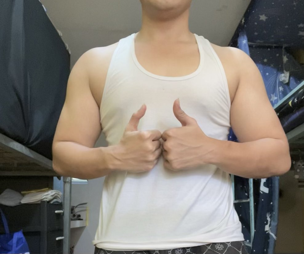 NeedSpaceWhat's tweet photo. Now nalang nakapag-workout ulit https://t.co/dNJjyrZlVR