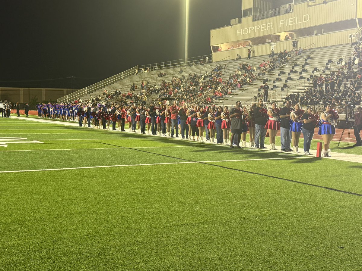 Great November evening under the lights at Hopper Field. Our Exporters close out the 2025 season against FB Willowridge. Go Ships⚓️ <a href="/BrazosportISD/">Brazosport ISD</a>