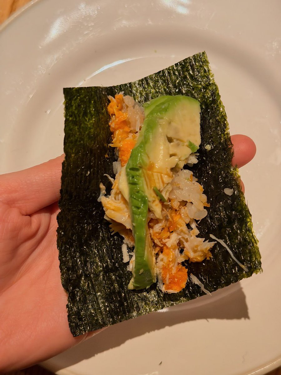 SpRdbUc's tweet image. MAINE LOBSTER CRISPY RICE EVERYONE!🦞