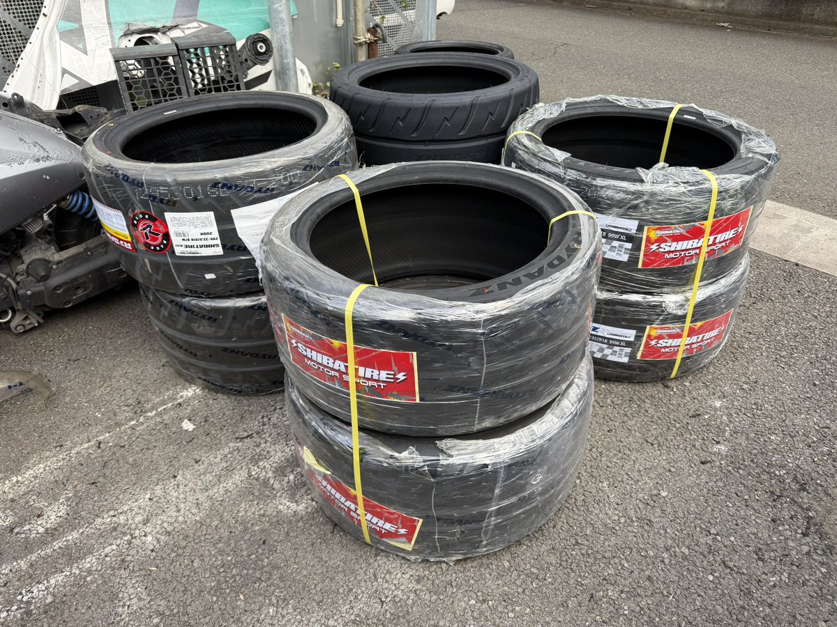 シバタイヤ屋さんじゃんね
弊社シバタイヤも取り扱っておりますので、ご購入の際は是非🙇‍♂️