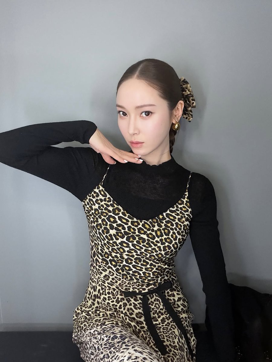 GR26Sic18's tweet image. jessica.syj: #photobooth diaries🤎🎞️

: instagram.com/p/DQw11zLE1_k/
#제시카 #JessicaJung #郑秀妍
