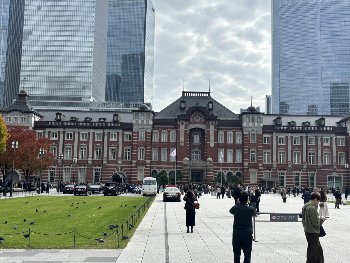 ocelo0822's tweet photo. きた！
要人でも来るのかな？ https://t.co/9N2JgO81bM