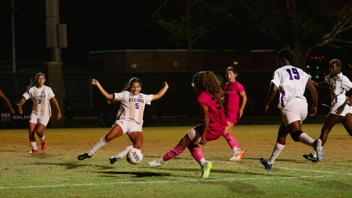 theswac's tweet photo. HALFTIME
GSU - 3
ALCN - 0
#SWACWSOC https://t.co/XvrpAUHwNj