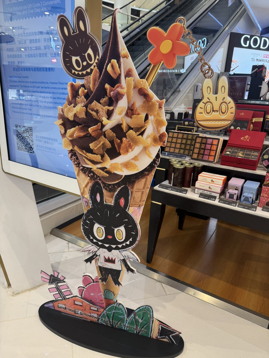 aoshi_yu's tweet photo. 定期的に海外行くとリフレッシュになるなー。popmart正規店は何処もラブブとスカルパンダ売り切れて買えず… https://t.co/minejf7oi7
