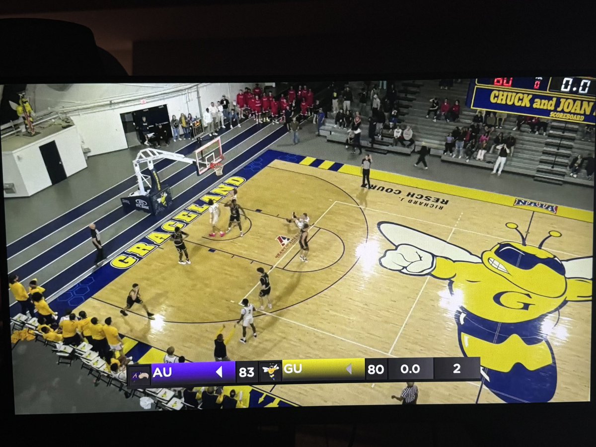 🚨 UPSET ALERT 🚨 Down Goes #23

<a href="/avilamensBB/">Avila University Men’s Basketball</a> 83
#23 Graceland 80

Avila moved to 4-0 for first time since 2017-2018! 

Xavier Kahube 17pts, 4rebs
Joe Kearney 16pts, 5rebs 
Gio Mack 15pts, 5rebs, 4assts