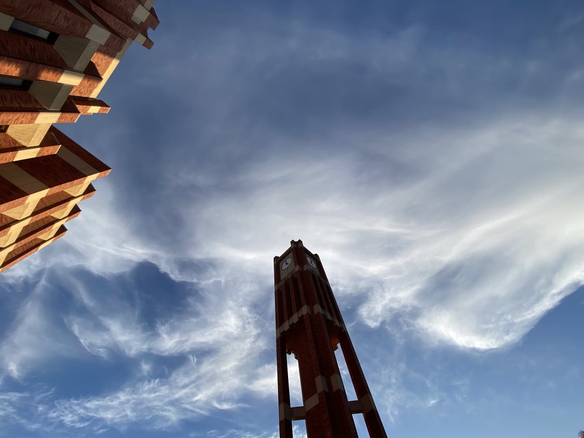 PalmeriJoAnn's tweet image. #Clouds over Bizzell Memorial Library today #OUskywatch #LibrariesFromTheOutside