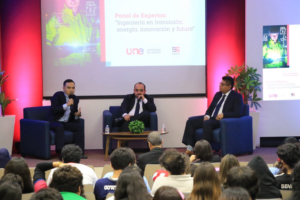 Agradezco a la Universidad del Noreste (UNE) por la invitación a participar en el panel “Ingeniería en transición: energía, innovación y futuro”, realizado en el marco del lanzamiento de la nueva carrera de Ingeniería Petrolera y Gestión de Energías (IPGE).