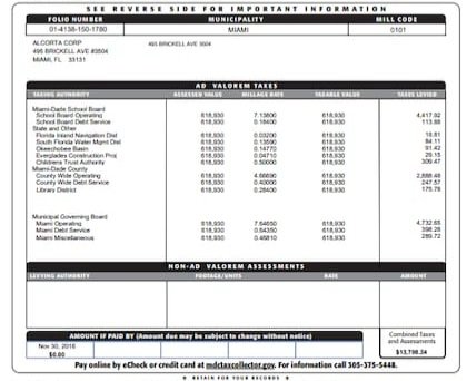 🚨⛔✅ Otro delincuente Libertario. El titular de la DGI puesto por Javier Milei, Andrés Vázquez, pagó con cheques a su nombre los impuestos inmobiliarios de tres condominios de Miami valuados en US$ 2 millones que no declaró en la Argentina.
A estos delincuentes votaron.