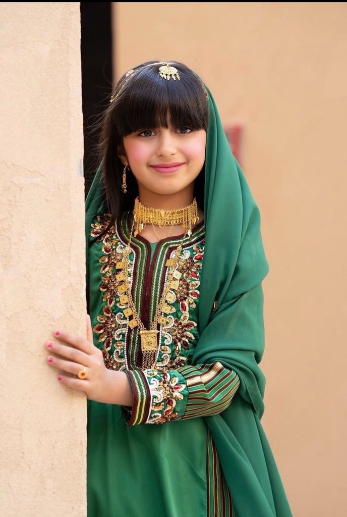 #صباح_الخير

يارب نسألك بشائر تغيث 
قلوبنا أفراح وسعادة .
صباح الخير ..🌼