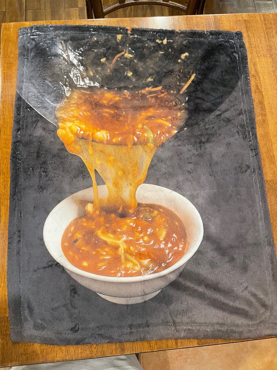 sanpuku_329's tweet image. &quot;暖かいを通り越してむしろ熱々&quot;ブランケットを作ってしまいました