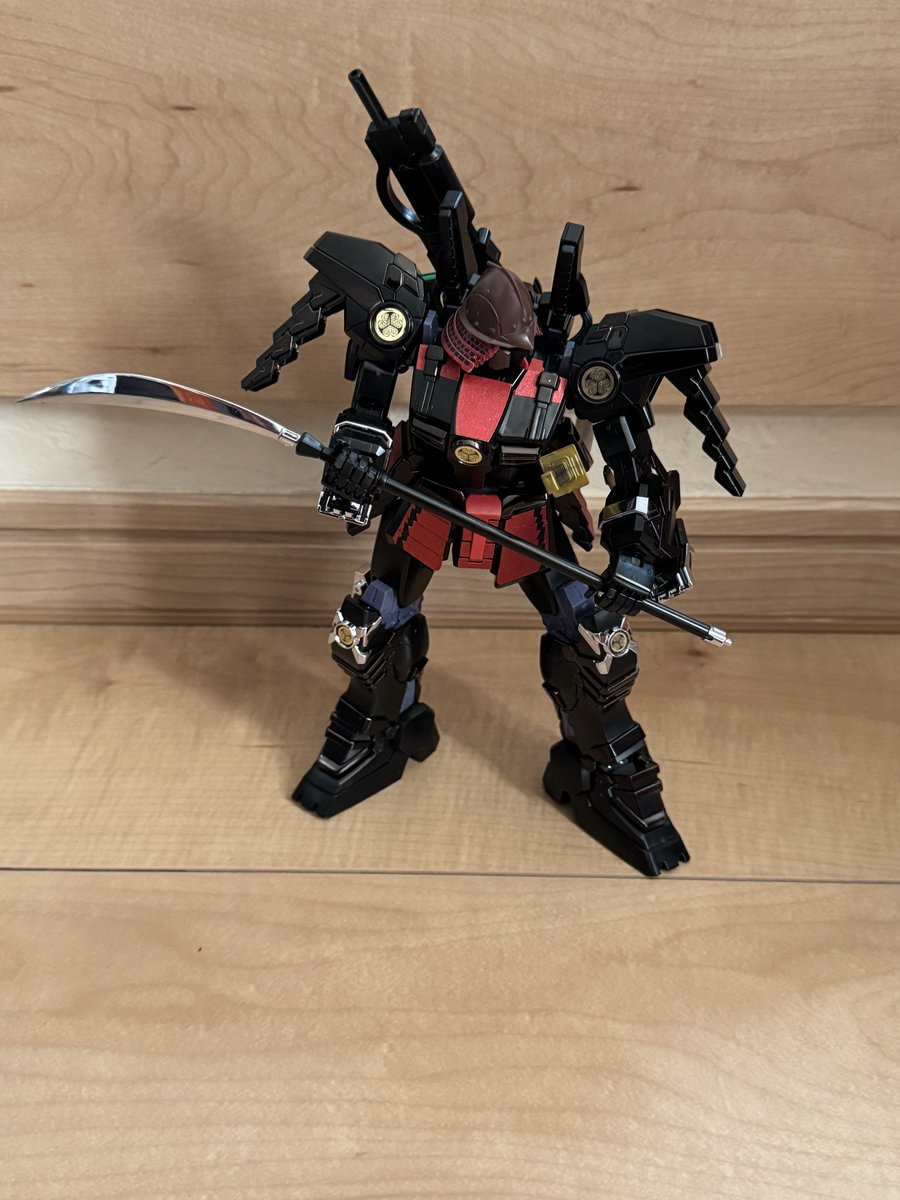 日光東照宮で買った武者ガンダムマークIIやっと完成(´Д` )
シールが和紙シールで固定するのにめっちゃ苦労したけど出来て良かった_(:3」z)_