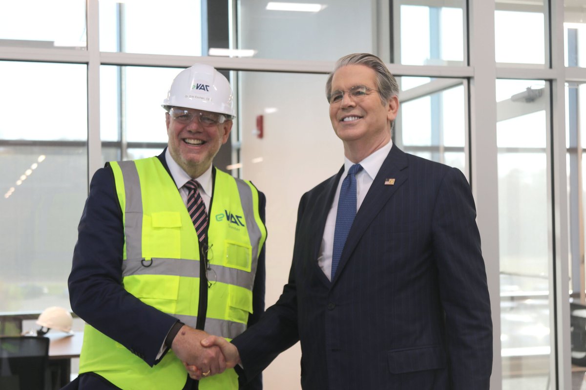 On Nov. 7, the eVAC facility was crowded with government officials as well as the private sector as VAC Group Chief Executive Officer Erik Eschen and Scott Bessent, the 79th Secretary of the Treasury of the United States, visited the site.
 theitem.com/stories/us-tre…