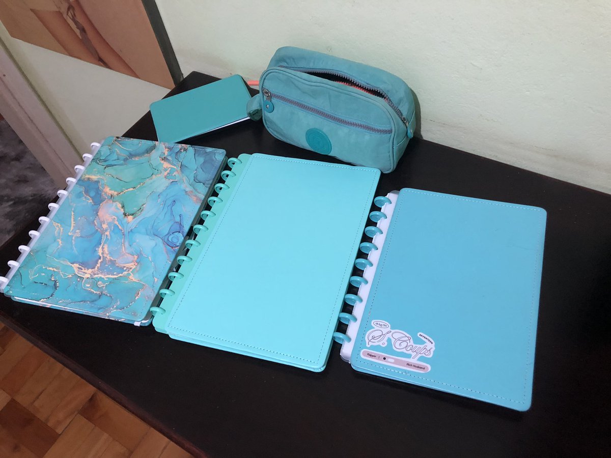 Gente será que vcs conseguem saber qual é minha cor favorita, tenho medo de estar deixando esse fato muito em segredo