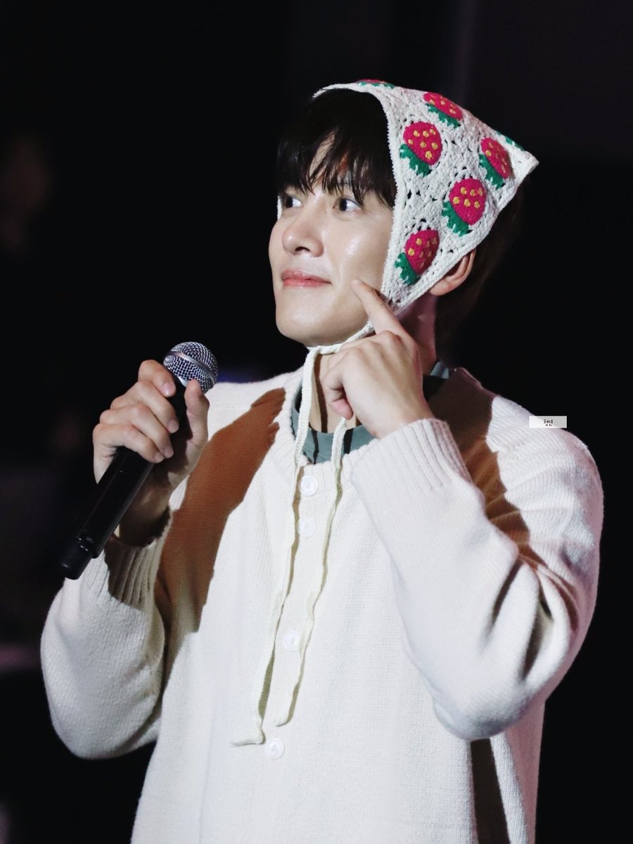 JCW_CY0705's tweet photo. 251107 지창욱 팬밋업 대전💕
🍓🍓🍓냠🍓🍓🍓

#지창욱 #JiChangWook https://t.co/yIwpwI9qJR
