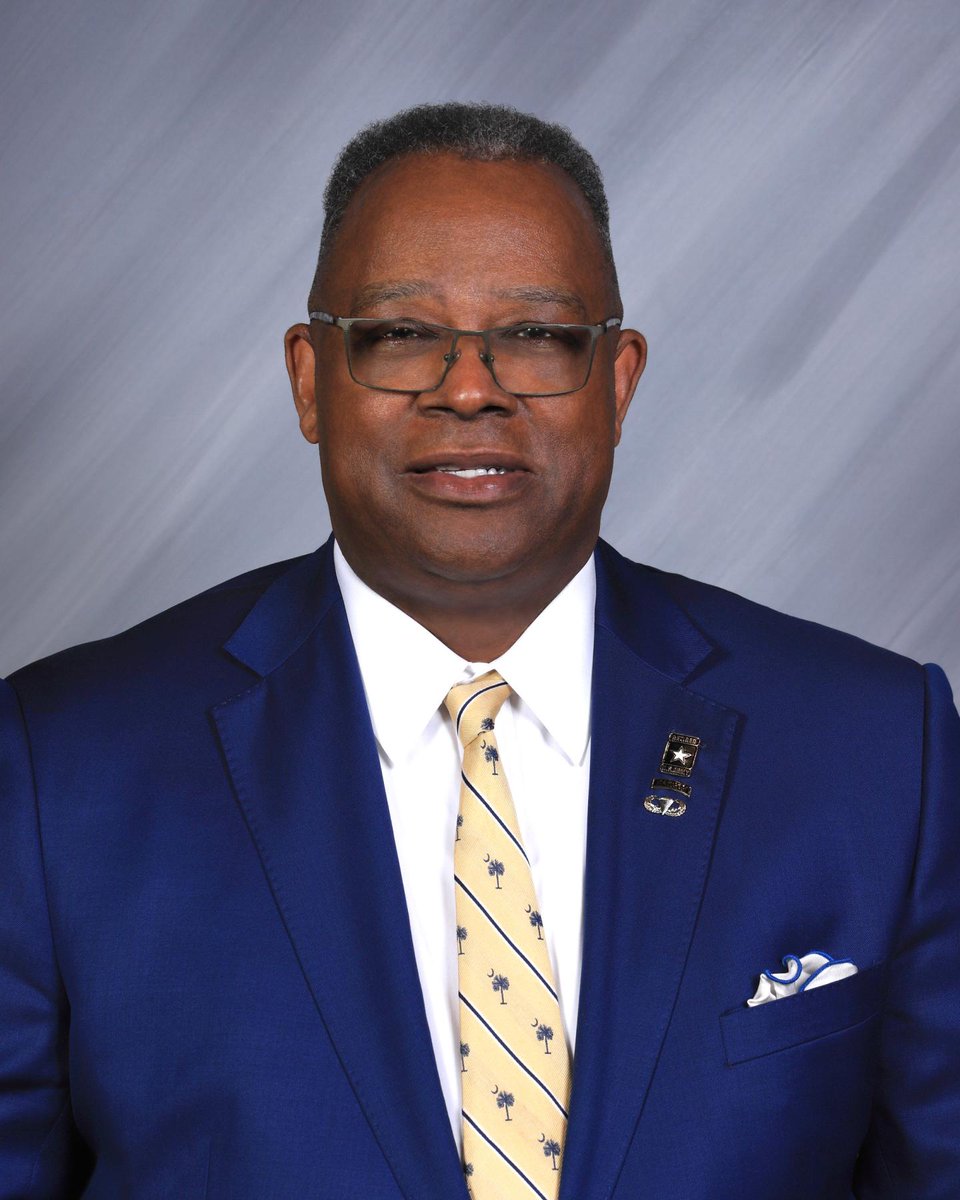 Attorney and Sumter City Councilman Calvin Hastie Sr. was named South Carolina Public Defender of the Year for a second time.
theitem.com/stories/hastie…