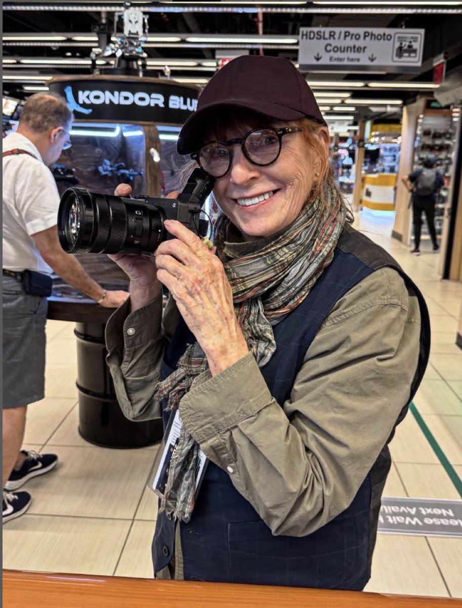 DontWalkRUN's tweet image. You can run around with a Sony FX2 — a $3000 dollar video camera — and cosplay as a journalist… and you’re on food stamps? This is why the system needs massive reform.