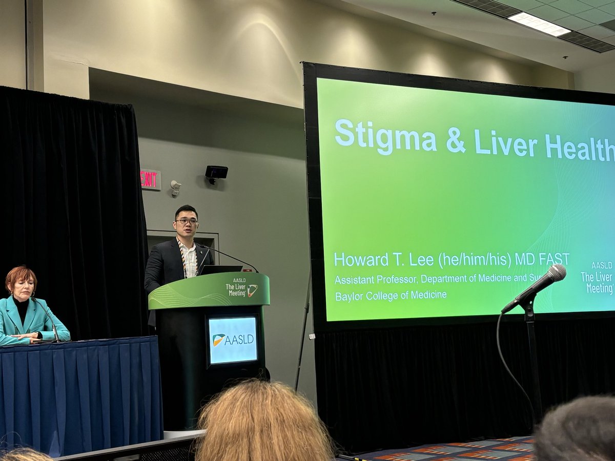 HowardTLeeMD's tweet image. Thank you @AASLDtweets for the opportunity to organize and presenting at this 🔥patient session about #stigma and liver disease at #tlm25 in #LGBTQ and other minoritized community 

🔑Takeaway:
Use neutral, person-first language
Open communication
Building trust

#LiverTwitter