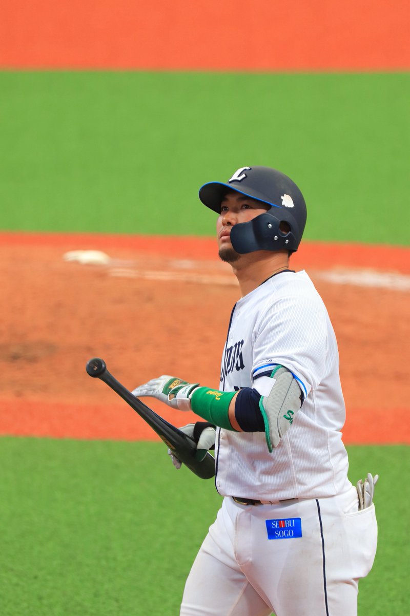 埼玉西武ライオンズ　柘植世那選手　実使用バット　NPB 埼玉西武ライオンズ 柘植世那選手 実使用バット NPB 埼玉西武