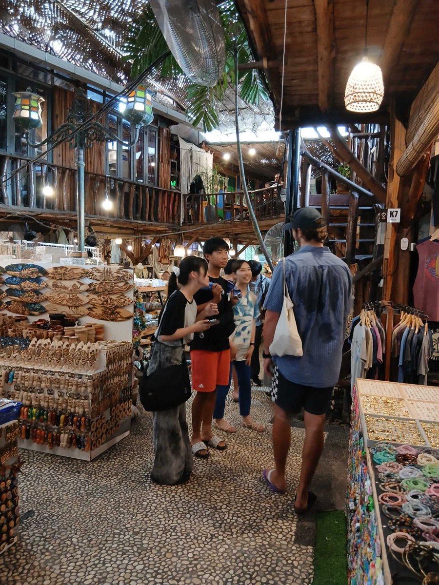 【グリーンスクール研修5日目】

本日と明日は、いよいよグループごとにアクションプランに沿って行動する日です💪✨
生徒一人ひとりが変化していく様子を先生たちもは驚きをもって見ています😭👏

これまでの学びの成果を存分に発揮してくれています🙌🎶