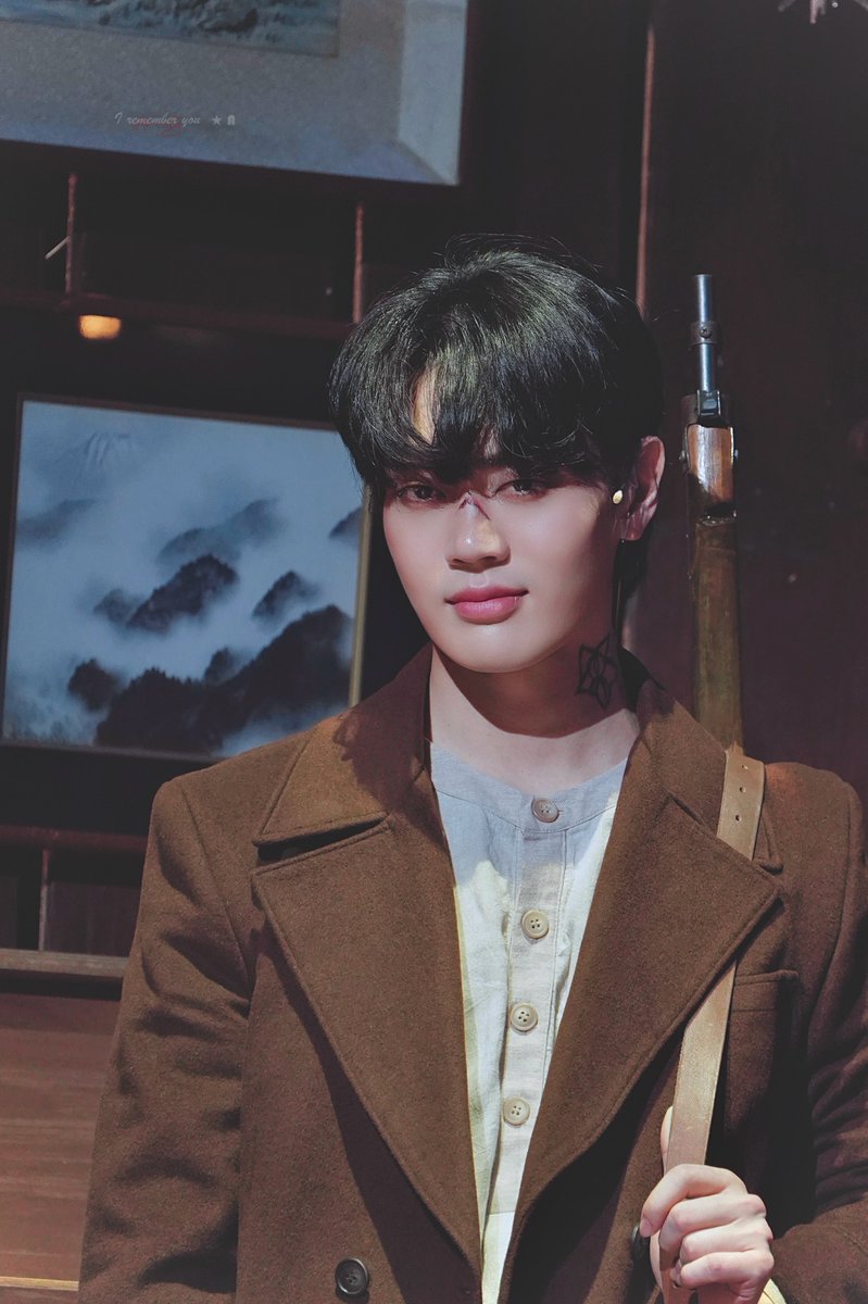 ChaseAMirageH's tweet image. 힘든 이야기를 쓰면 힘든 사람 하나가 줄어
아픈 이야기를 쓰면 아픈 사람 하나가 줄어

-
김지온 • 빵야
20251107 빵야 : 성남