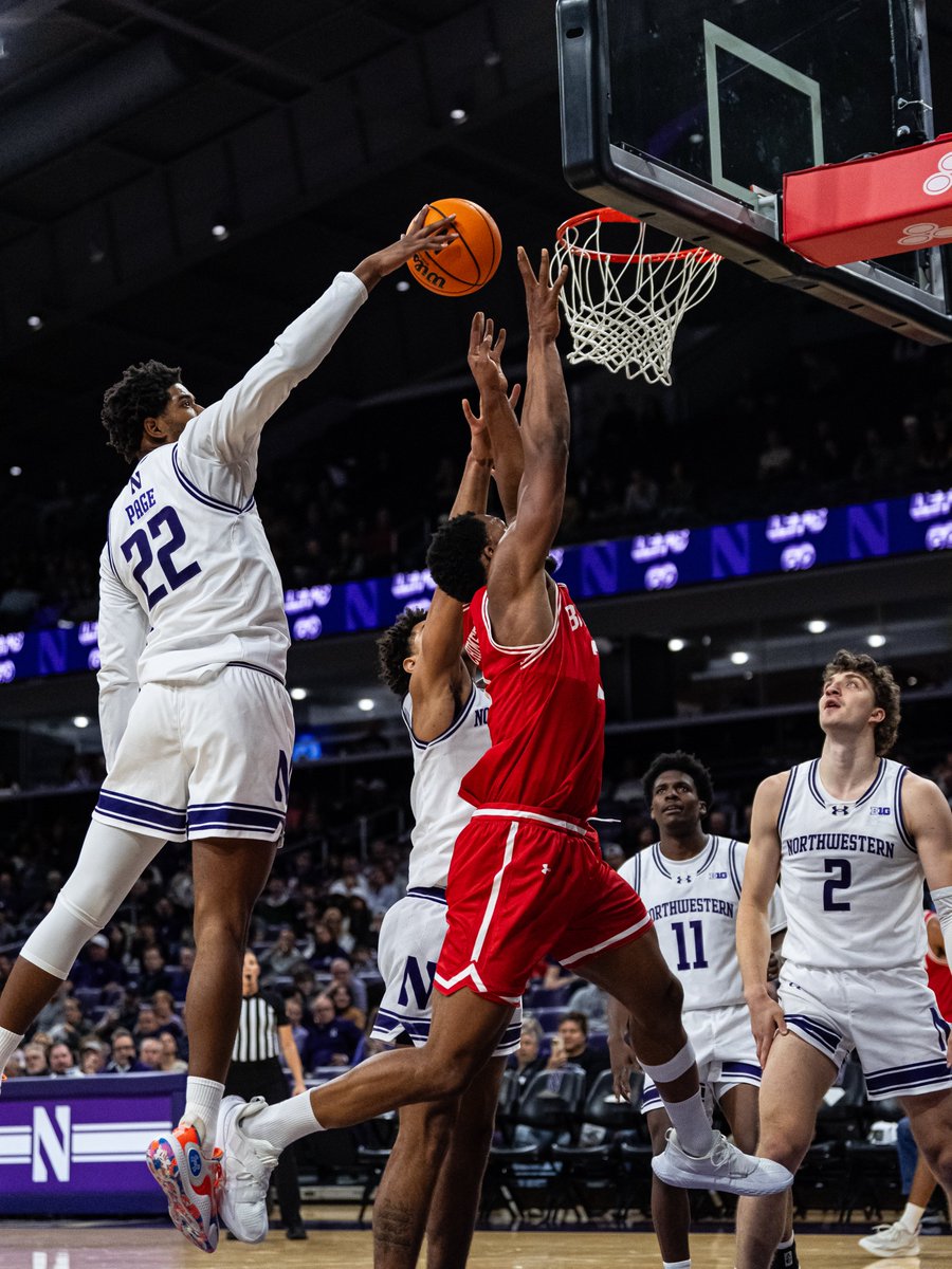 NUMensBball's tweet image. Lock Down 🔒

Fewest points allowed (49.5 ppg) over the first two games of a season since 2008-09.