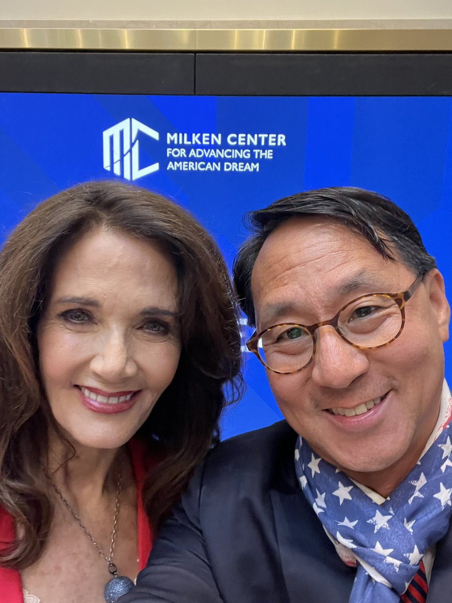 CurtisSChin's tweet image. Honored to have met #WonderWoman @RealLyndaCarter at the opening of the @MilkenInstitute Center to @AdvanceTheDream this year. A shout-out to all #SuperHeros including  teachers &amp;amp; nurses getting stuff done! “Don’t be trapped in someone else’s dream” ~#KimTaehyung #BTSV

#GoLynda!