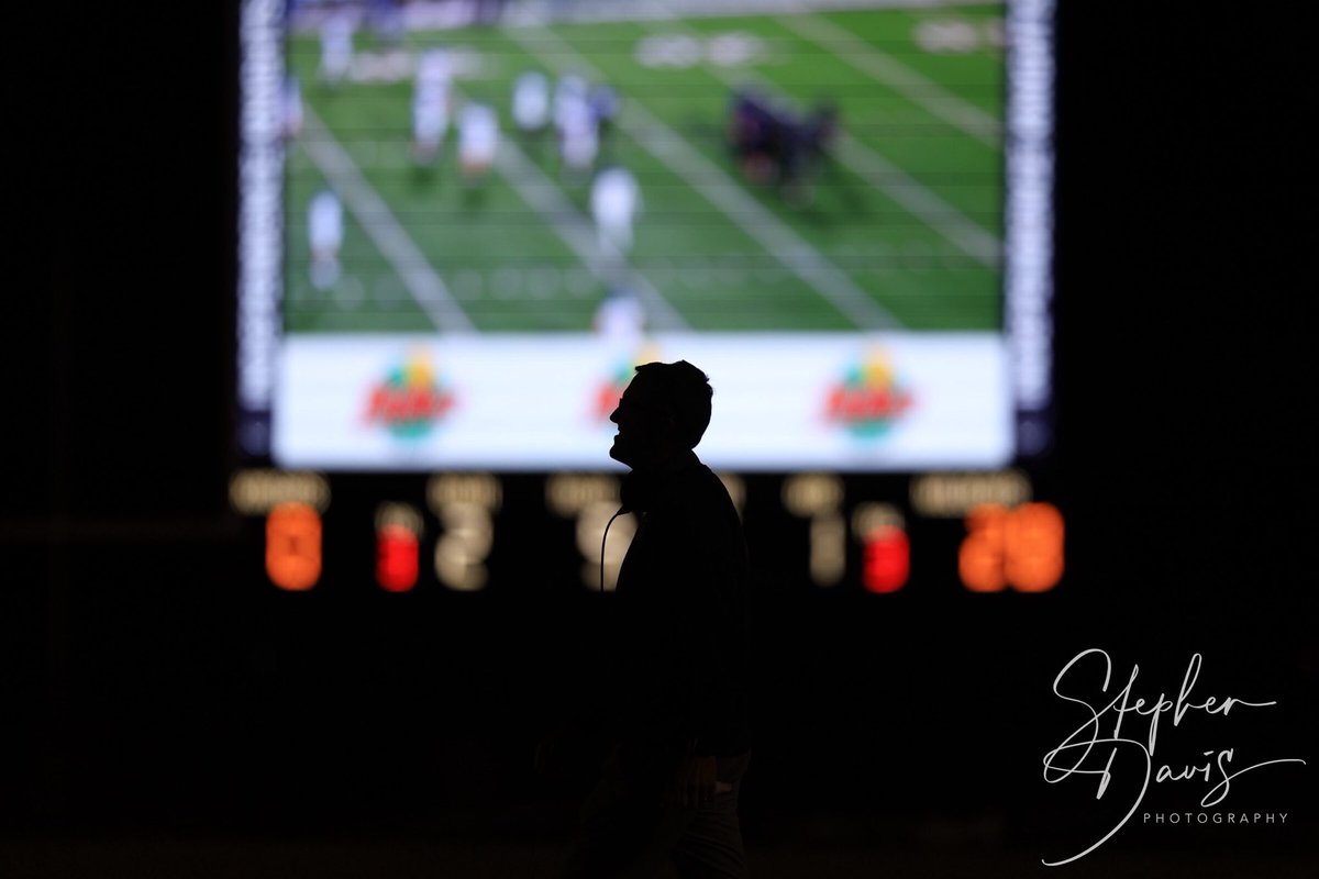 The Boss… IYKYK.. ⁦<a href="/WalnutGroveHS/">Walnut Grove High School</a>⁩ ⁦<a href="/ProsperISD/">Prosper ISD</a>⁩ ⁦<a href="/dctf/">Dave Campbell's — TexasFootball.com</a>⁩ ⁦<a href="/coachtallison/">Tommy Allison</a>⁩