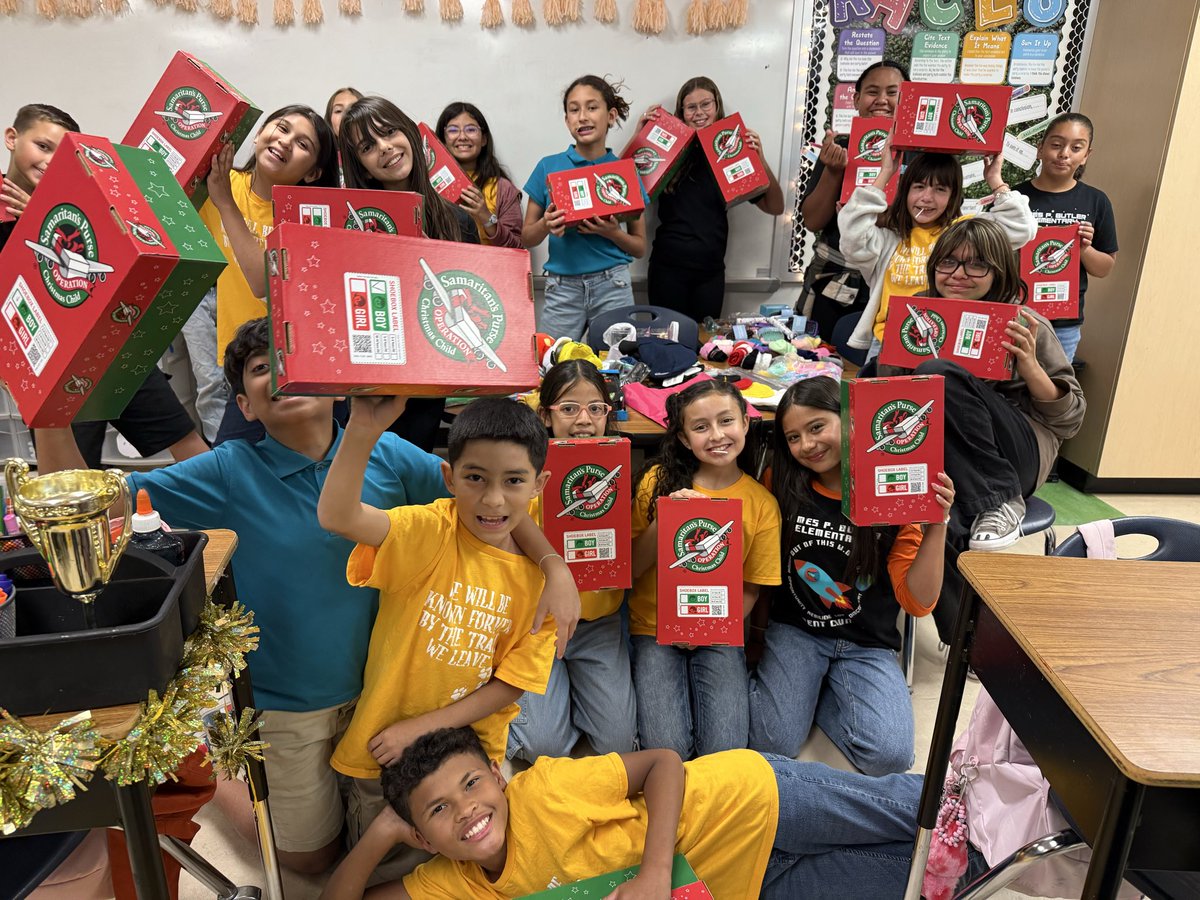 Rangel_JPB's tweet photo. Operation Christmas 🎄 Child complete! So proud of my 5th grade coyotes for being selfless and donating items to create presents for children around the world 🌎. #JPB_coyotes #TeamSISD https://t.co/DRReciKLMH