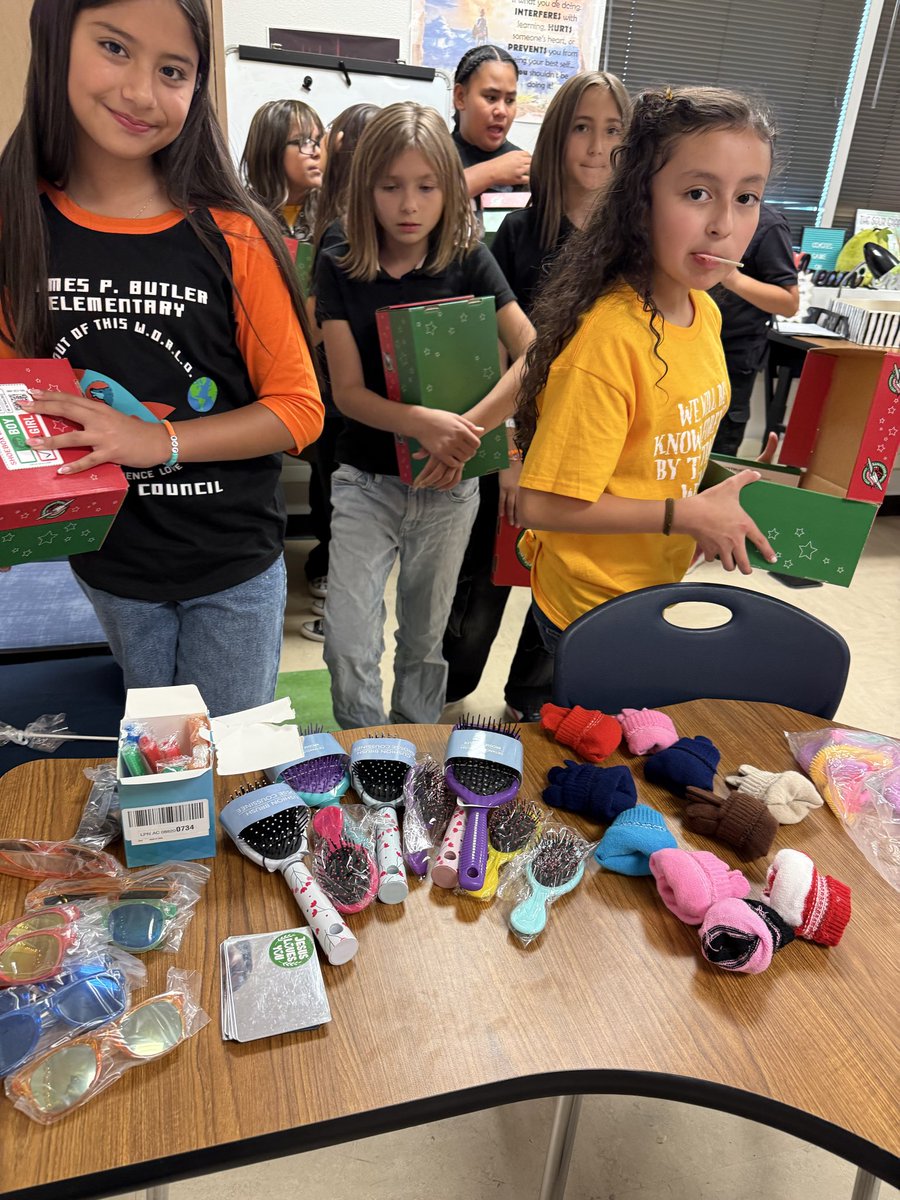 Rangel_JPB's tweet photo. Operation Christmas 🎄 Child complete! So proud of my 5th grade coyotes for being selfless and donating items to create presents for children around the world 🌎. #JPB_coyotes #TeamSISD https://t.co/DRReciKLMH