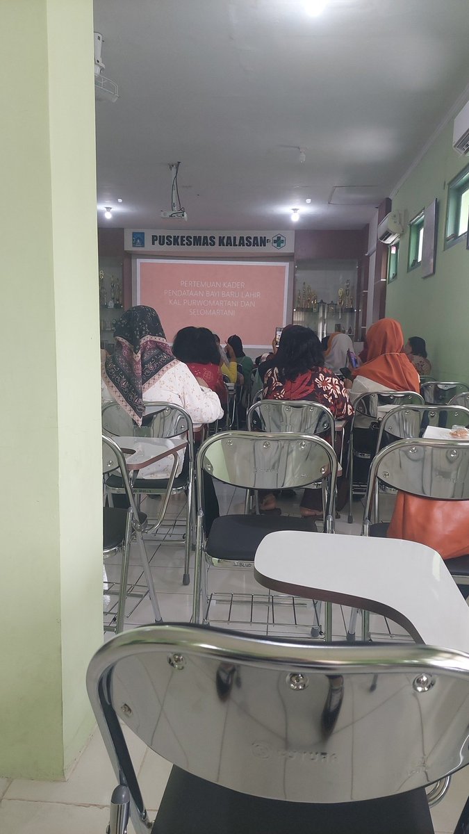 Memenuhi undangan 
🙋🏻‍♀️
<a href="/NanangWisnu_/">Nanang Wisnugroho</a>