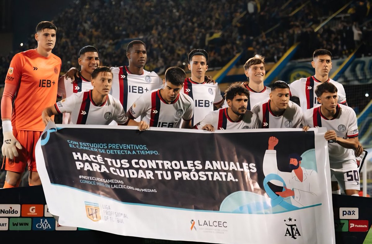 VALIOSO EMPATE EN ARROYITO 
⏱ Final del partido en Rosario.

⚽️ #RosarioCentral 0 - #SanLorenzo 0.-

Con este resultado San Lorenzo se asegura el ingreso a los playoff.

QUE OPINAS? 🤔

VAMOS SAN LORENZO
💙❤️💙

#VamosCiclón #JuegaSL