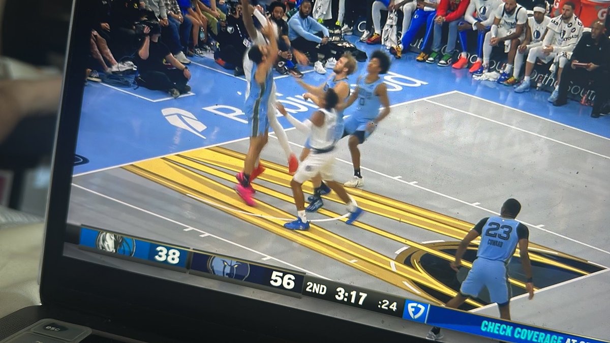 kaixirving's tweet image. Nahhh i gotta find a new team till kyries back