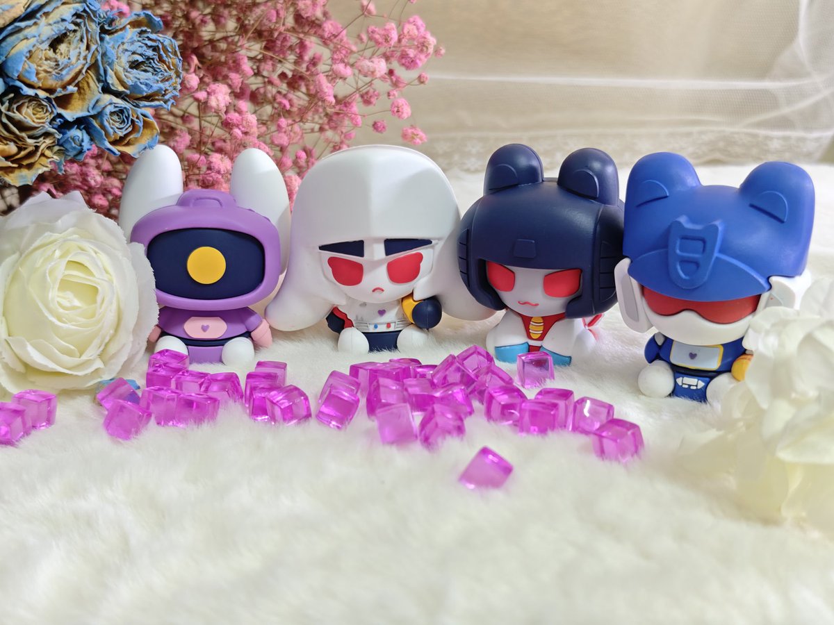 humi96925293304's tweet image. #transformers #Megatron #Starscream #Soundwave #Shockwave #Jazz #optimusprime #Bumblebee #Prowl
Hello everyone! The PCV desktop figure —— Cybertron Bunny is HERE 🐰🚀 

Material: PVC
Size: 6 cm
Pre-order window: 60 days

Don&apos;t miss it—hop in now 👉 xpersonatoy.com/products/pre-o…