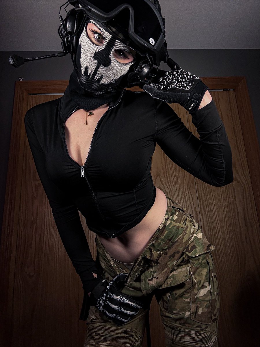 ⊹ COD gamer Em ⊹ tweet media