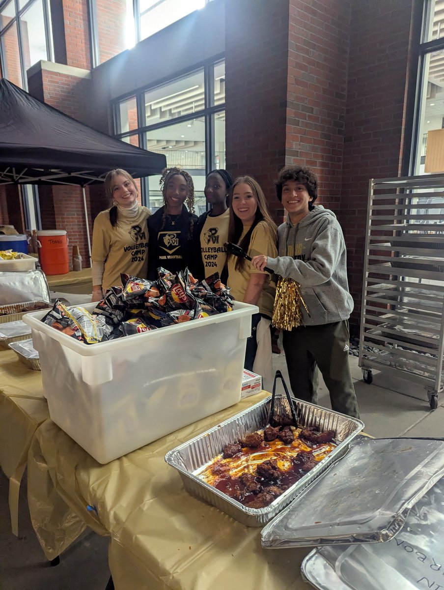 PaulVICatholic's tweet photo. What a great way to end the football season with our Gold Out! 💛🏈 Delicious food at Rally in the Valley and a spirited fan base for the game! Go Panthers! #AllIn #TeamPVI #WeArePVI #PVIProud https://t.co/cjo0TvA9Ou