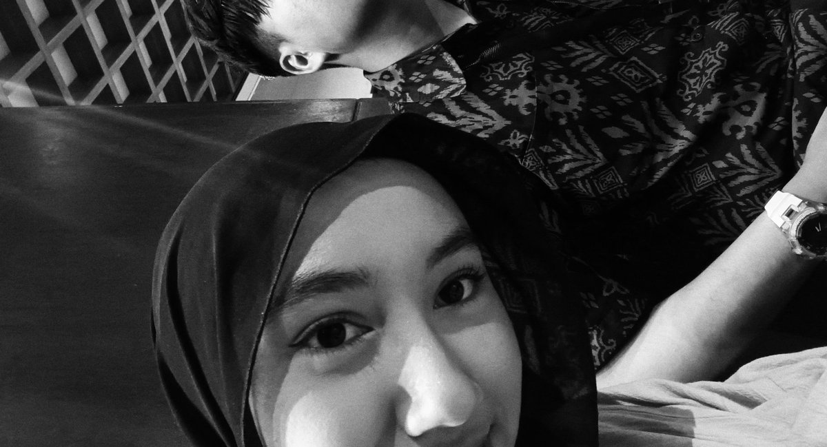 noteschoco's tweet image. happy weekend^^!