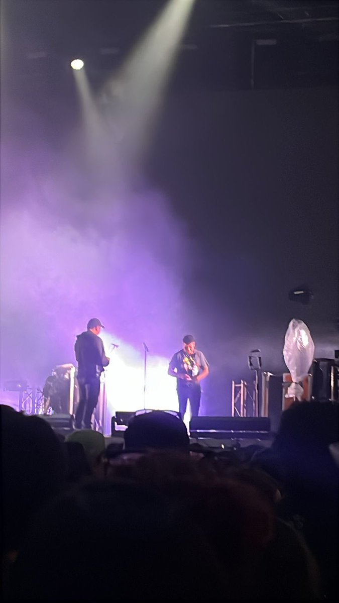 salgan ya, nos estamos desmayando