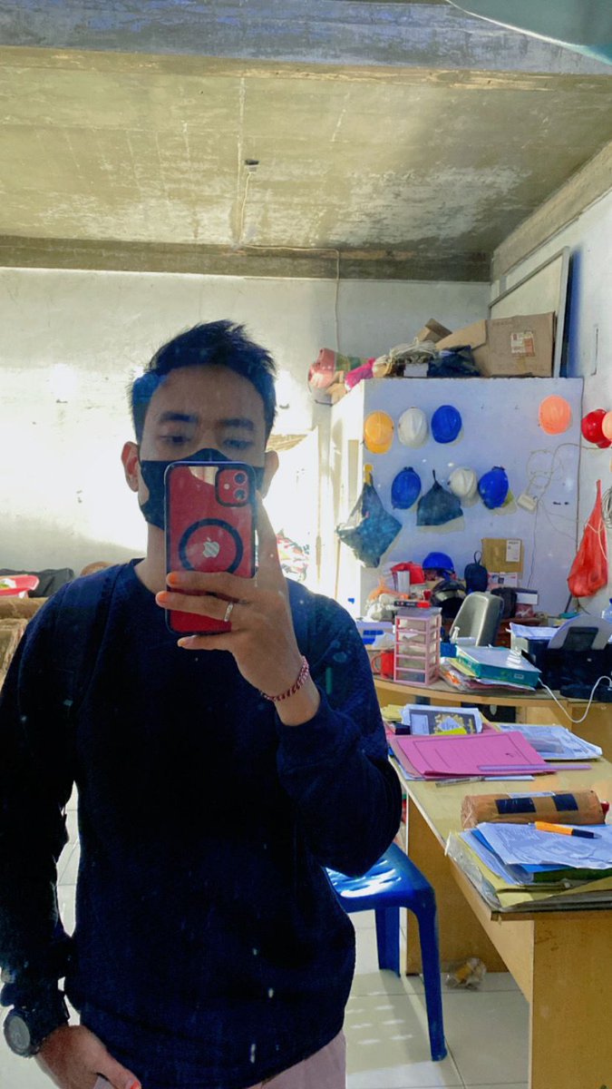 andre35661297's tweet photo. Pagi semua,
Happy weekend ya guys. Kmna ni weekend kalian kali ini..,,,
#WeekendVibes #Mirrorselfie #pakam #medan #seme #uke https://t.co/pOjjTK5w2g
