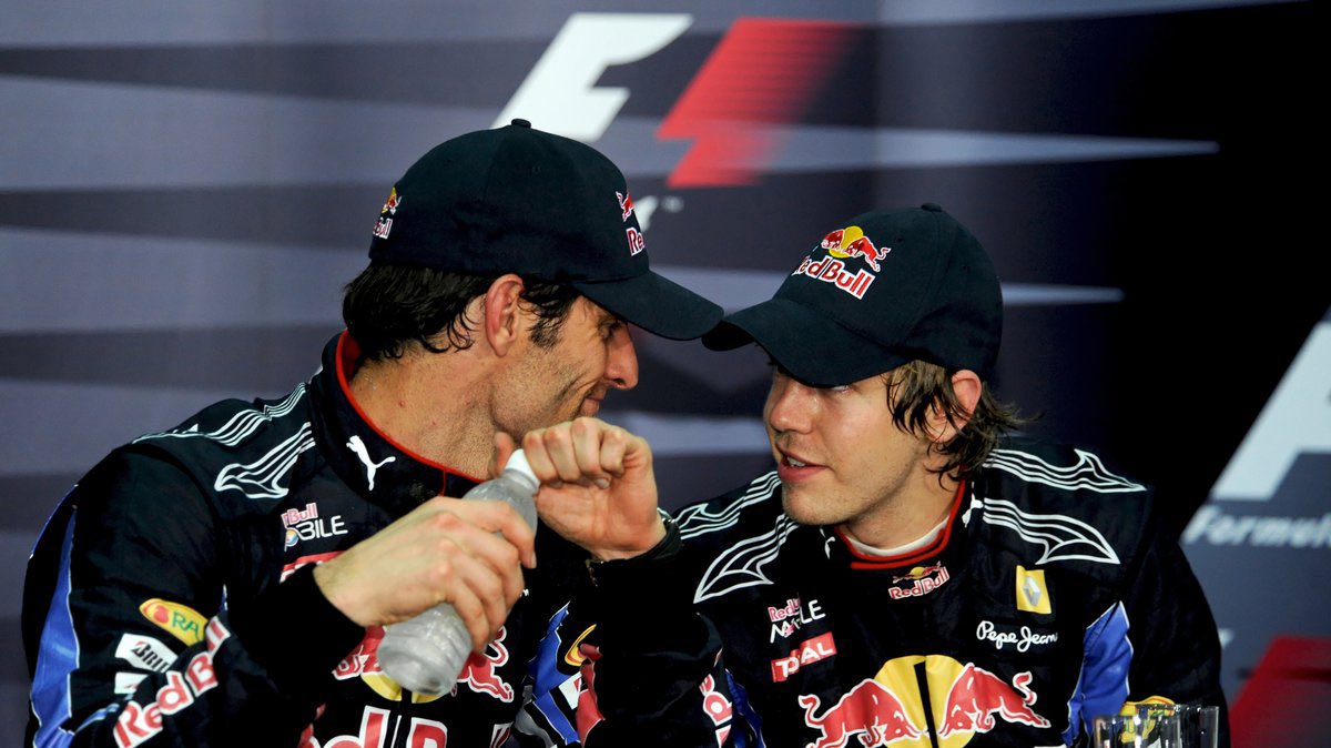 Webbervoid_'s tweet image. The power of eye contact