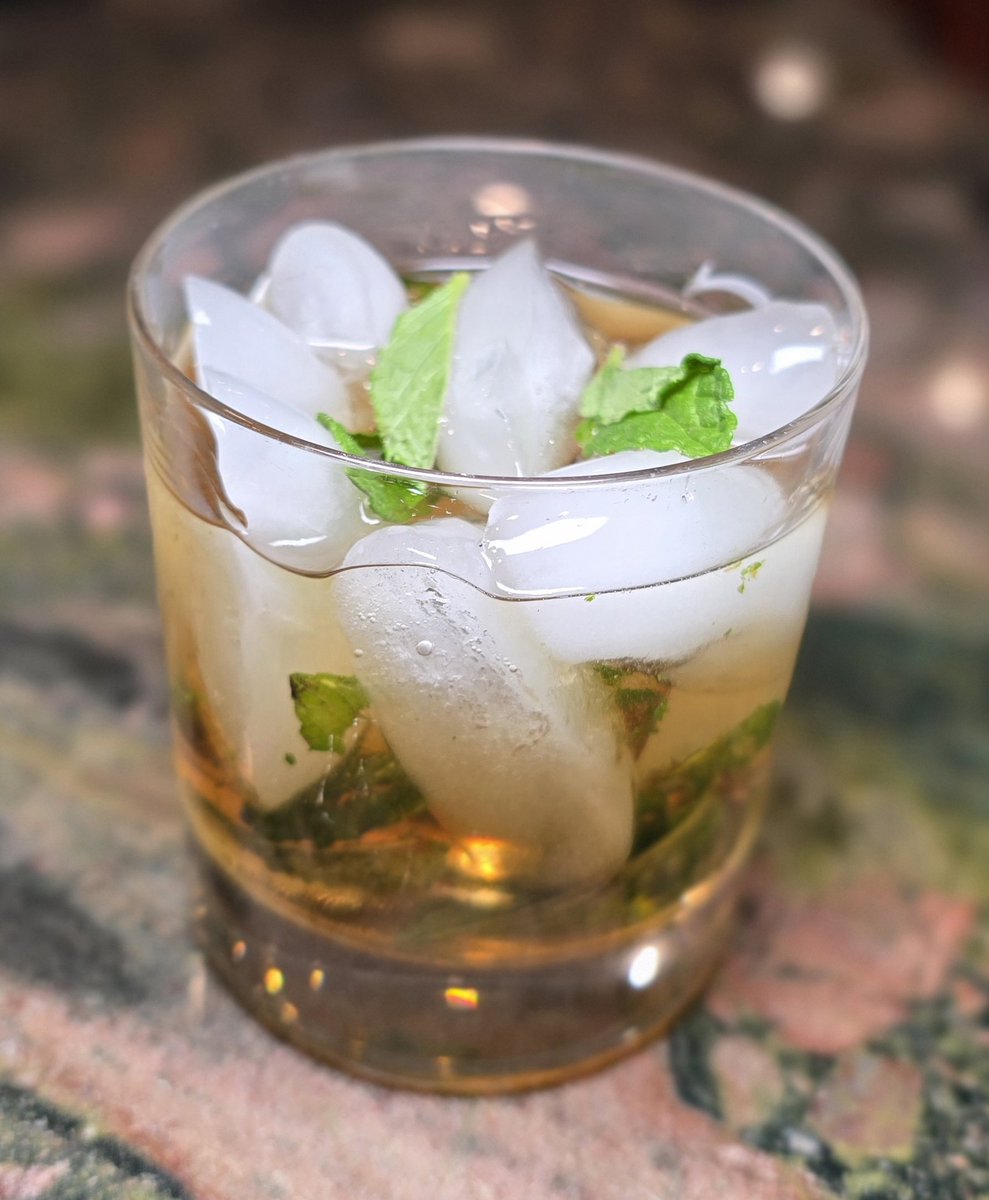 Noles31BB's tweet image. #FunFriday!!! How is everyone else doing tonight??!! Enjoy!