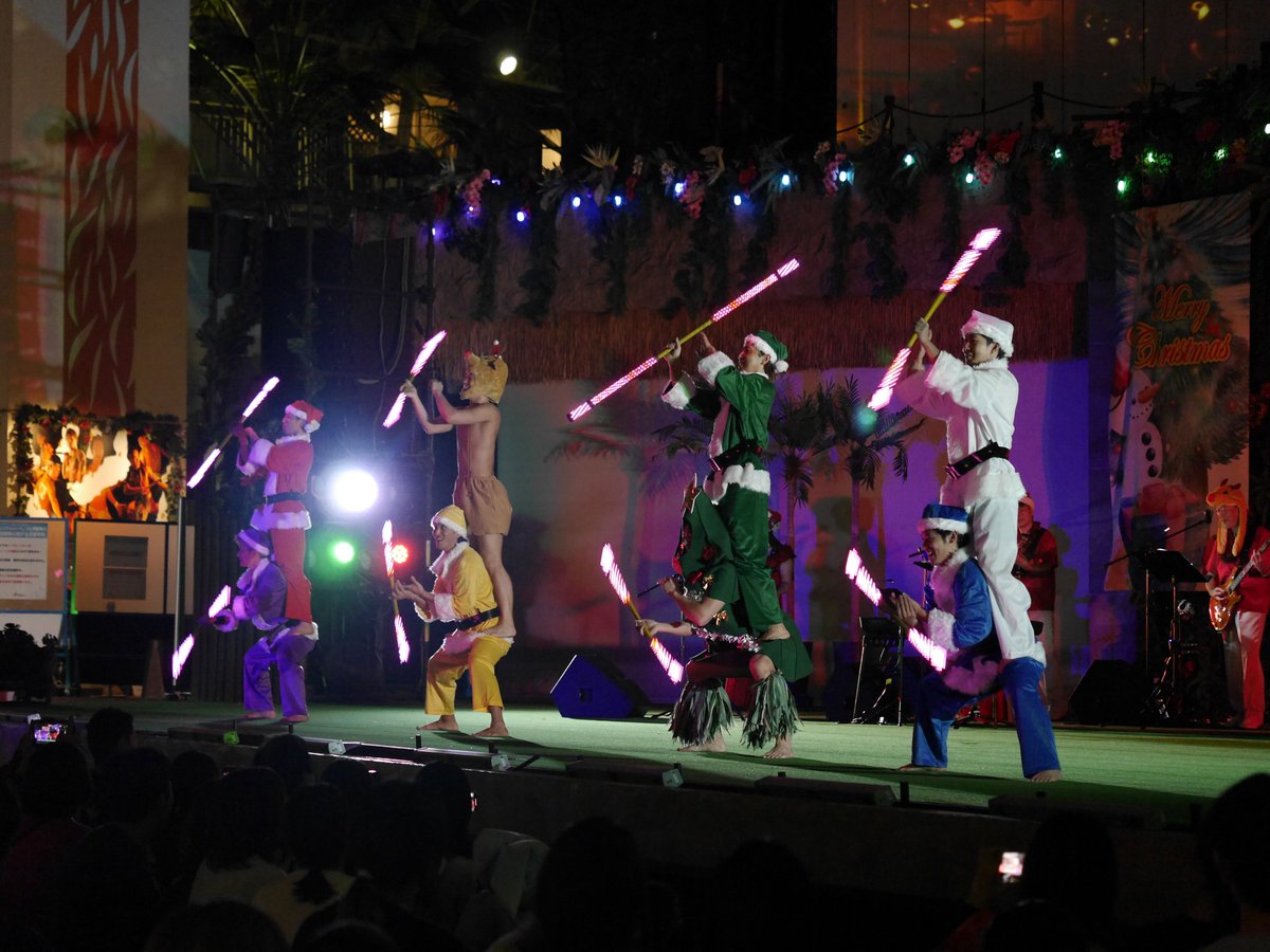 ＼🎄今年も開催決定🎅／
12月20日（土）17：00～
クリスマススペシャルコンサート✨
フラガール、シバオラ、エテネタヒチアンズが出演のこの日限りのイベントです🦌🎶

🌟観覧無料🌟
🌟同日夜はシバオラ聖夜ショー🌟

クリスマスの予定がまだの方…
今年はハワイアンズで過ごしませんか😊！？