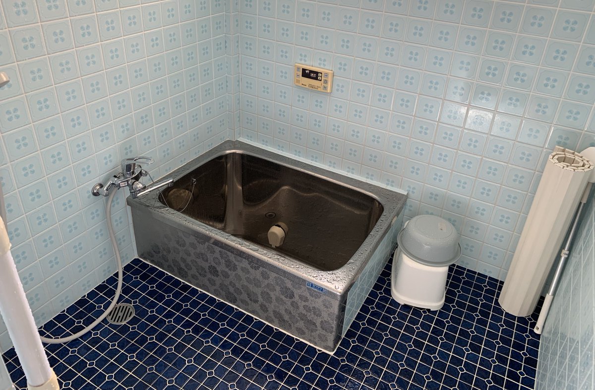 marauisxx's tweet image. Guest house otto 
:  เหมือนในรูปเลยค่ะ 100% มีพื้นที่ใช้งานเยอะ ครัวคือเต็มระบบมีทุกอย่าง ใครที่ชอบเข้าซุปเปอร์ซื้อของเข้าที่พักมาทำอาหารเย็นกินเองคือเลิฟ เหมาะกับคนที่ไม่ชอบนอนในเมืองที่พักอยู่แถว JR sakaishi  
เตียงนุ่มนอนสบายมากก สะอาดสุดๆคุณ otto เขาดูแลดีด้วยค่ะ