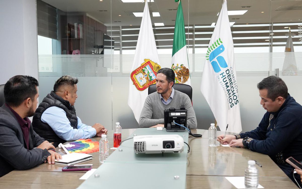 Hoy recibí en la #CODHEM al diputade <a href="/esmenavarro21/">Meme Navarro</a>, escuché sus planteamientos, dialogamos sobre la importancia de promover espacios libres de discriminación y refrendé el compromiso de la Comisión  para fortalecer acciones que garanticen el derecho a la inclusión e igualdad. ⚖️