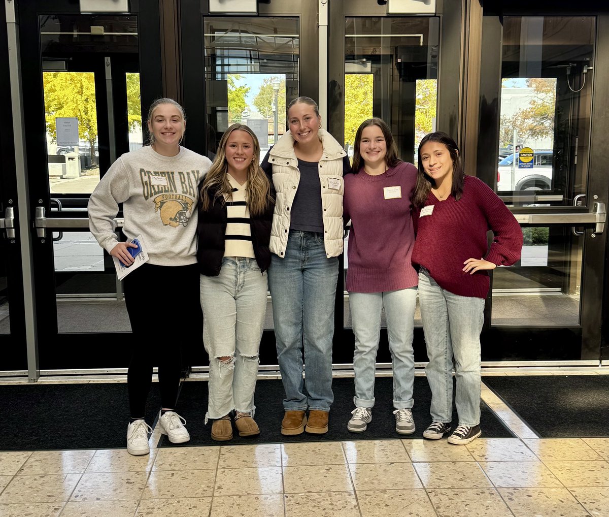 Thank you to the Davenport Noon Optimist Club for hosting the girls basketball MAC Luncheon today! Excited to get season going next week!