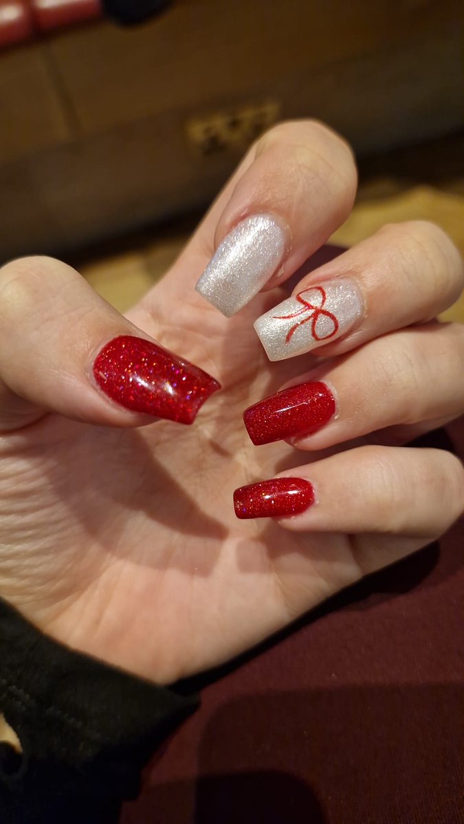 bn_27f's tweet photo. Who's missed me and wants too pay for my Christmas nails!! 

#paypig #youloveme #Christmas https://t.co/nMGqPg4BnK