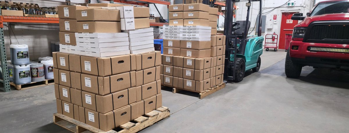 HellLtd's tweet photo. What a week!

Valair Clutches arrived, put away & all BOs shipped out! Don't worry, we've literally got TONS of clutches left in stock...

DEALERS WELCOME to take advantage of the largest inventory of Valair in Canada, as well as many other top tier brands, just email us at:

sales@hellonwheelsperformance.ca

#HellOnWheelsPerformanceLtd 
#ValairPerformanceClutches 
#RaiseSomeHell #HellOnWheels