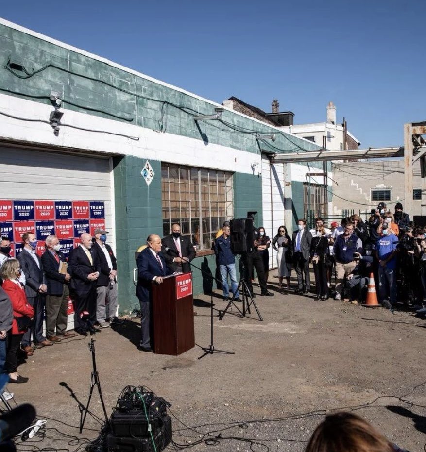 HOLLYWOOD LOVE tweet media